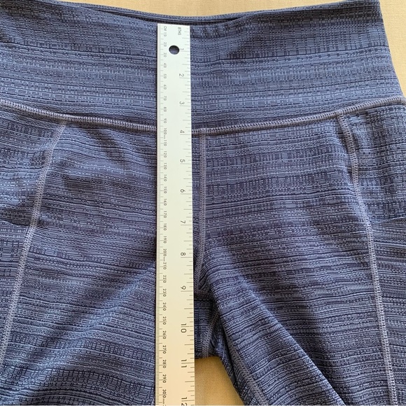 Athleta Jacquard Mesh Capri Leggings S Periwinkle High Rise 22” Crop Gym Yoga - Picture 10 of 16